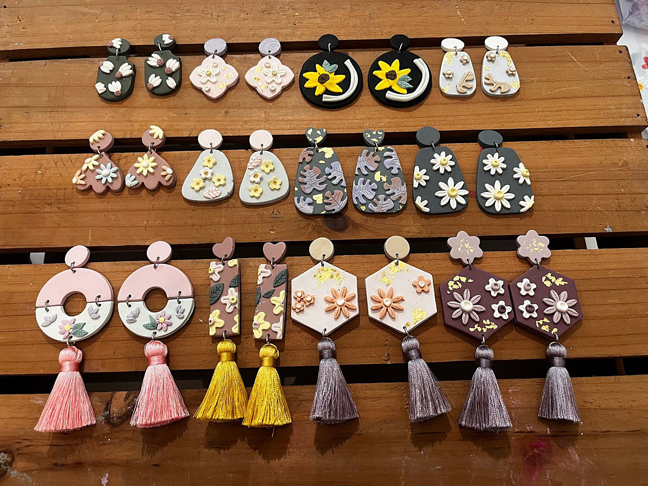 BEGINNER : Basic 3D Floral Polymer clay Workshop