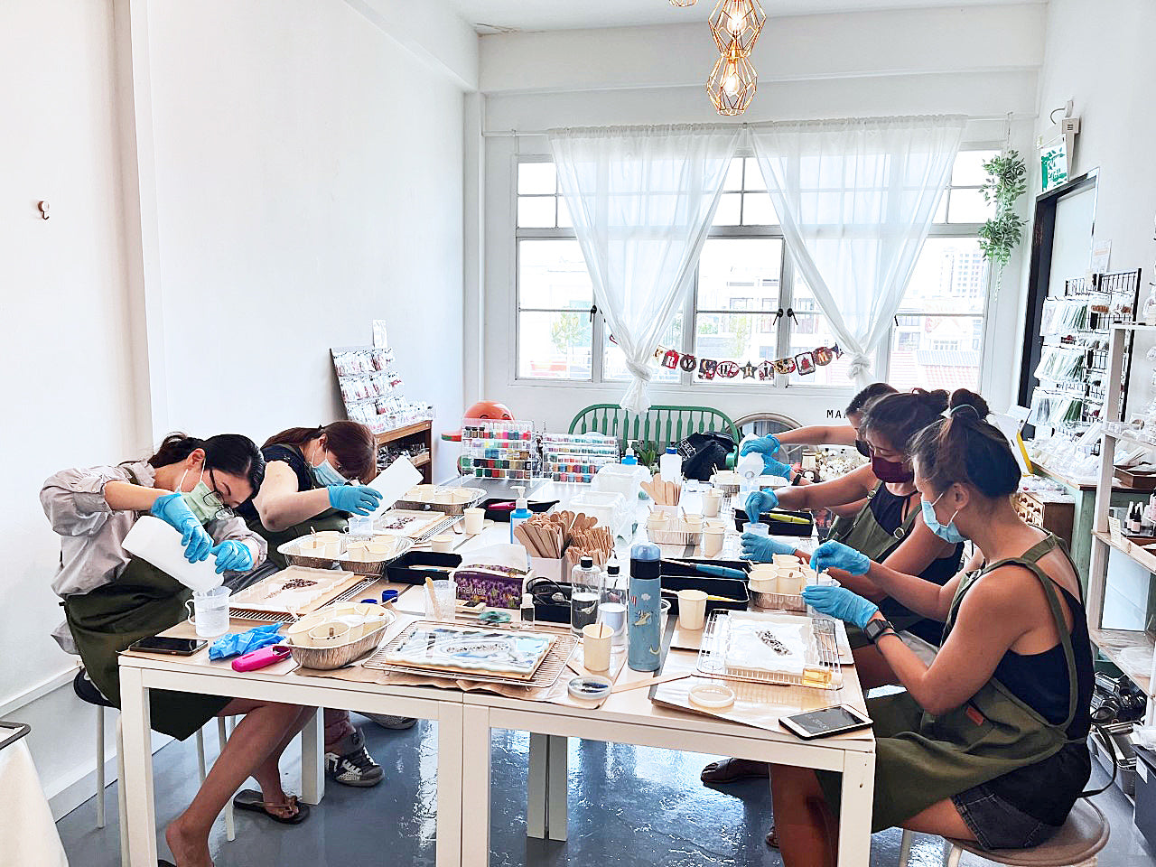 BEGINNER : Resin Crystal Tray Workshop